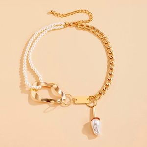 Gold and Pearl pendant necklace